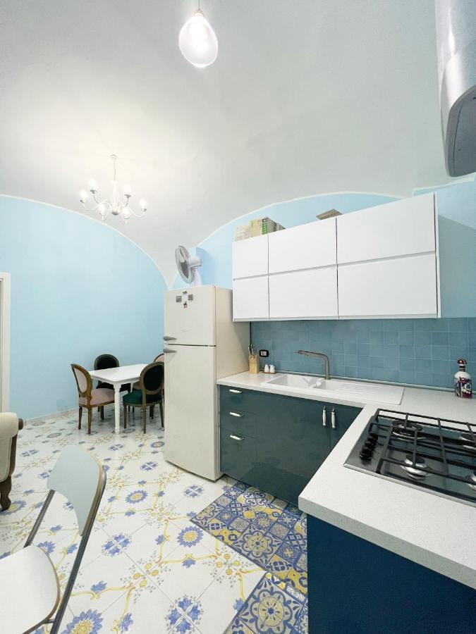 Appartamento Nel Cuore Di Formia Exterior foto